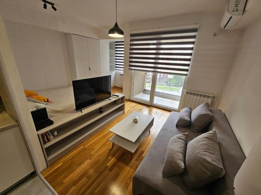 Milo Apartment Скопье Экстерьер фото