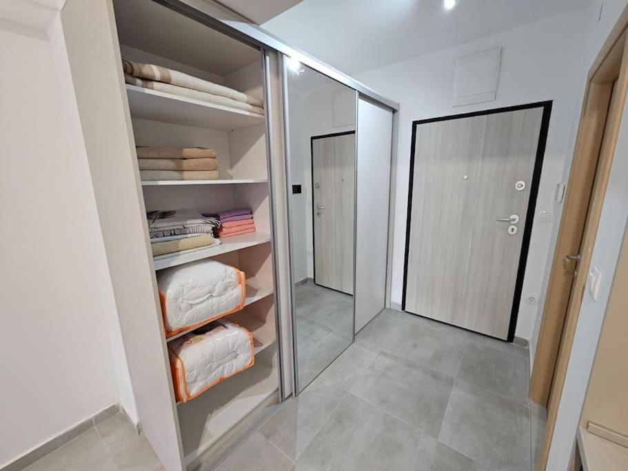 Milo Apartment Скопье Экстерьер фото